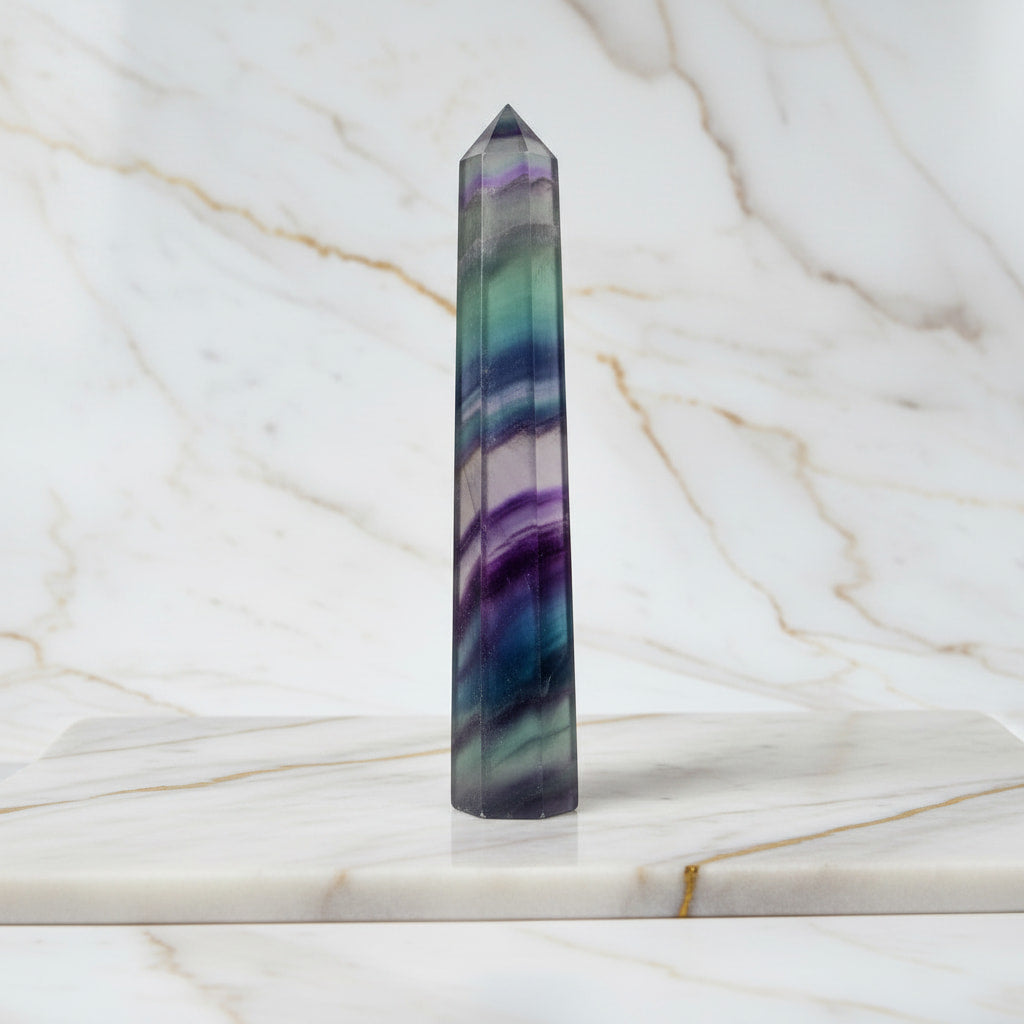 Fluorit Obelisk – Achtsamkeit & Liebe