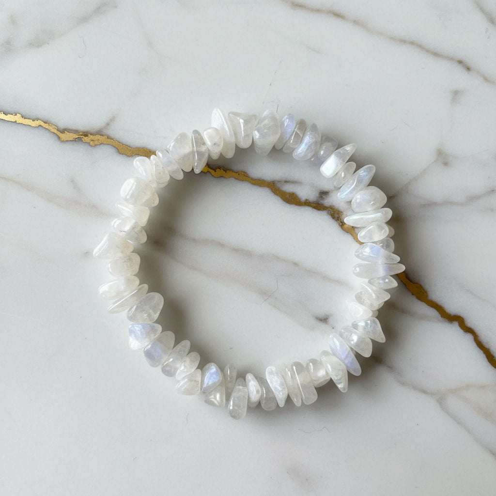 Mondstein Splitterarmband - Sanfte Energie CrystalScents