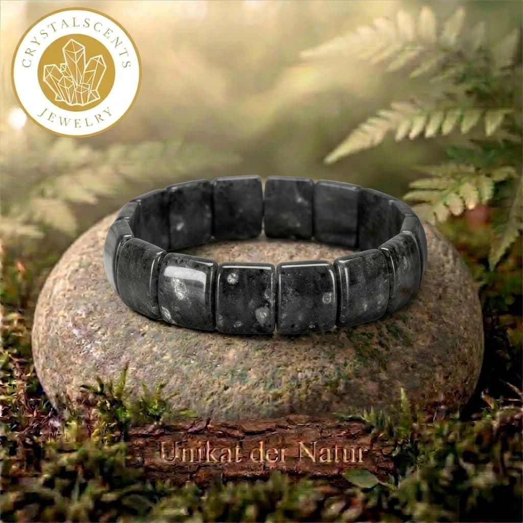 Larvikit Armband - Besondere Outfit-Akzente
