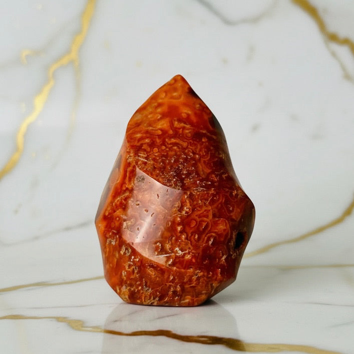 Karneol Flamme – Strahlendes Kristallobjekt CrystalScents