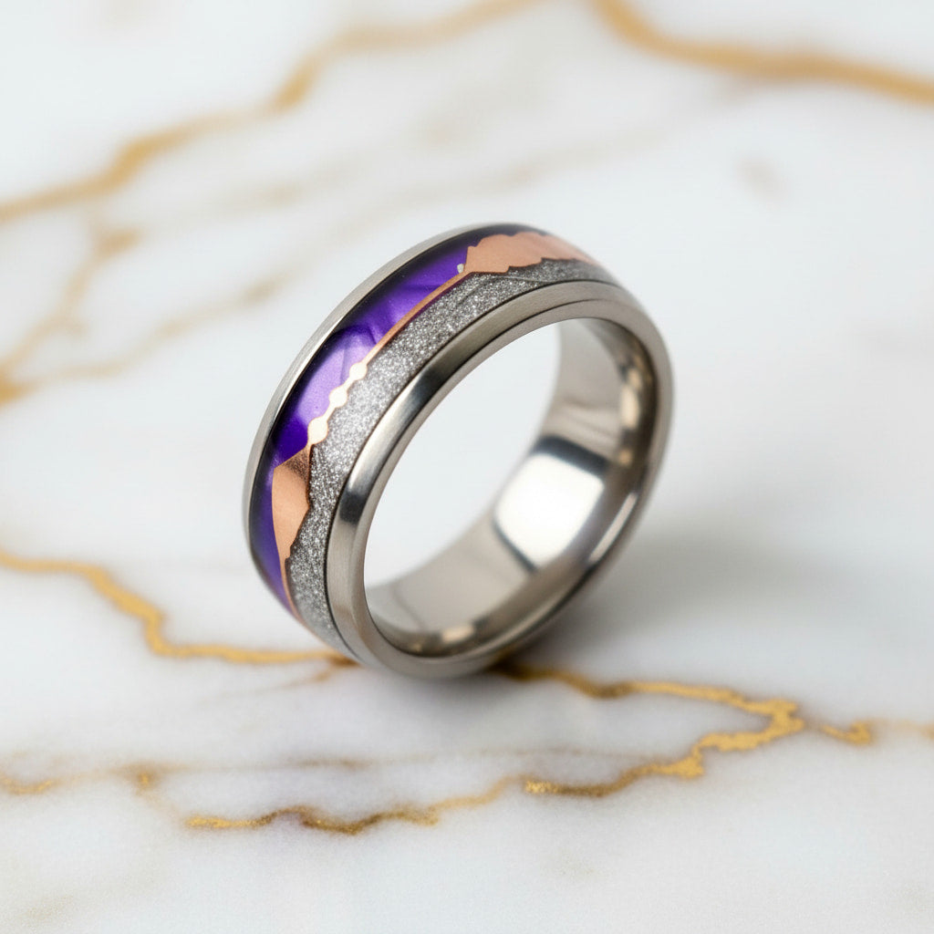 Ring mit lila Pfeil-Design – für markanten Look CrystalScents