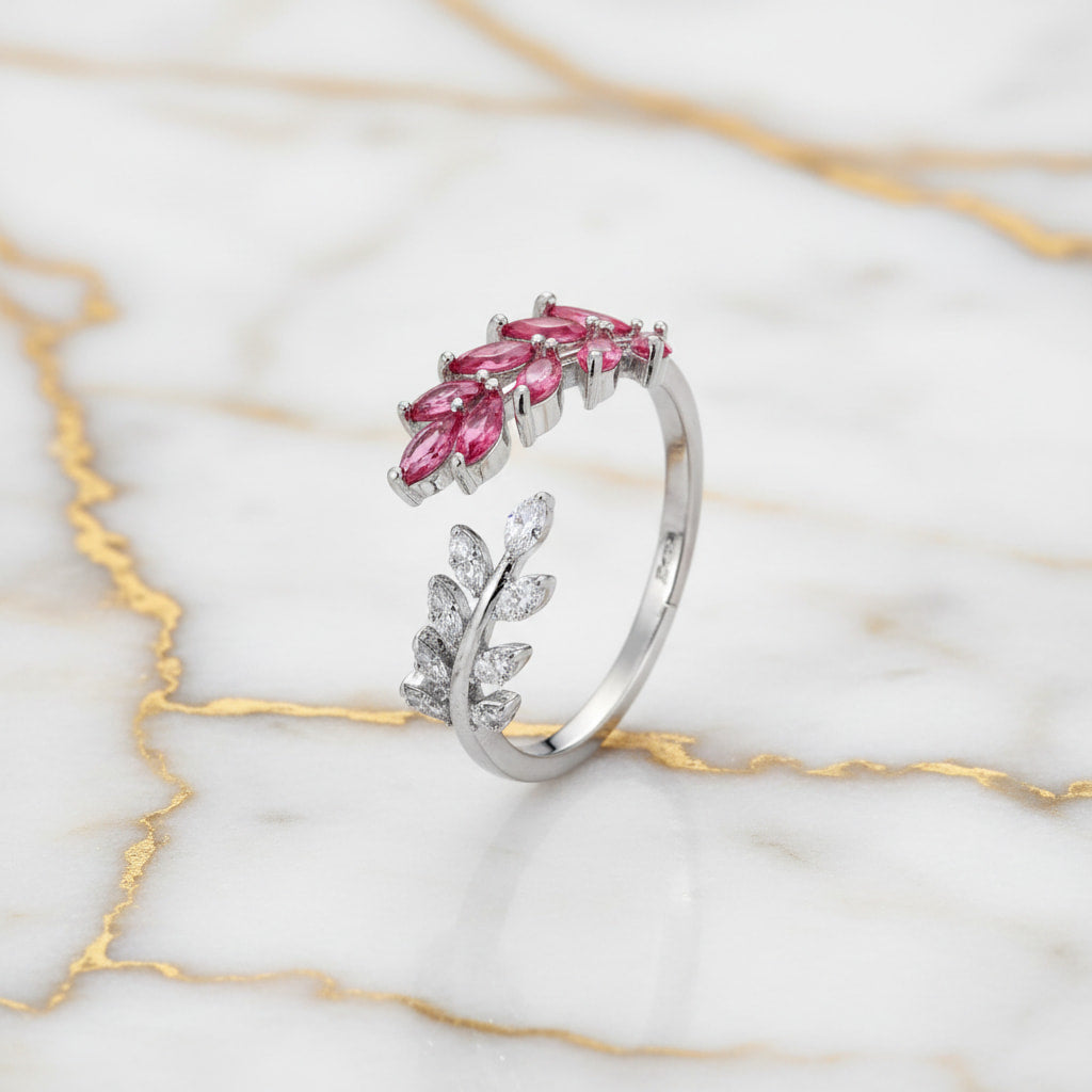 Ring in Silber mit offenem Blatt-Design in Rot CrystalScents