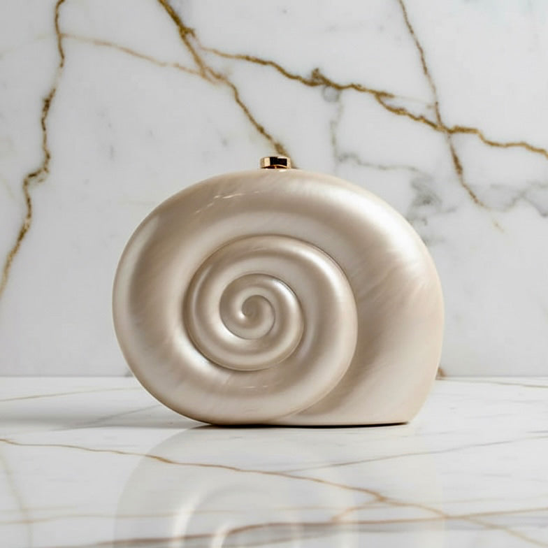 Clutch - im hellen Muschel Design CrystalScents