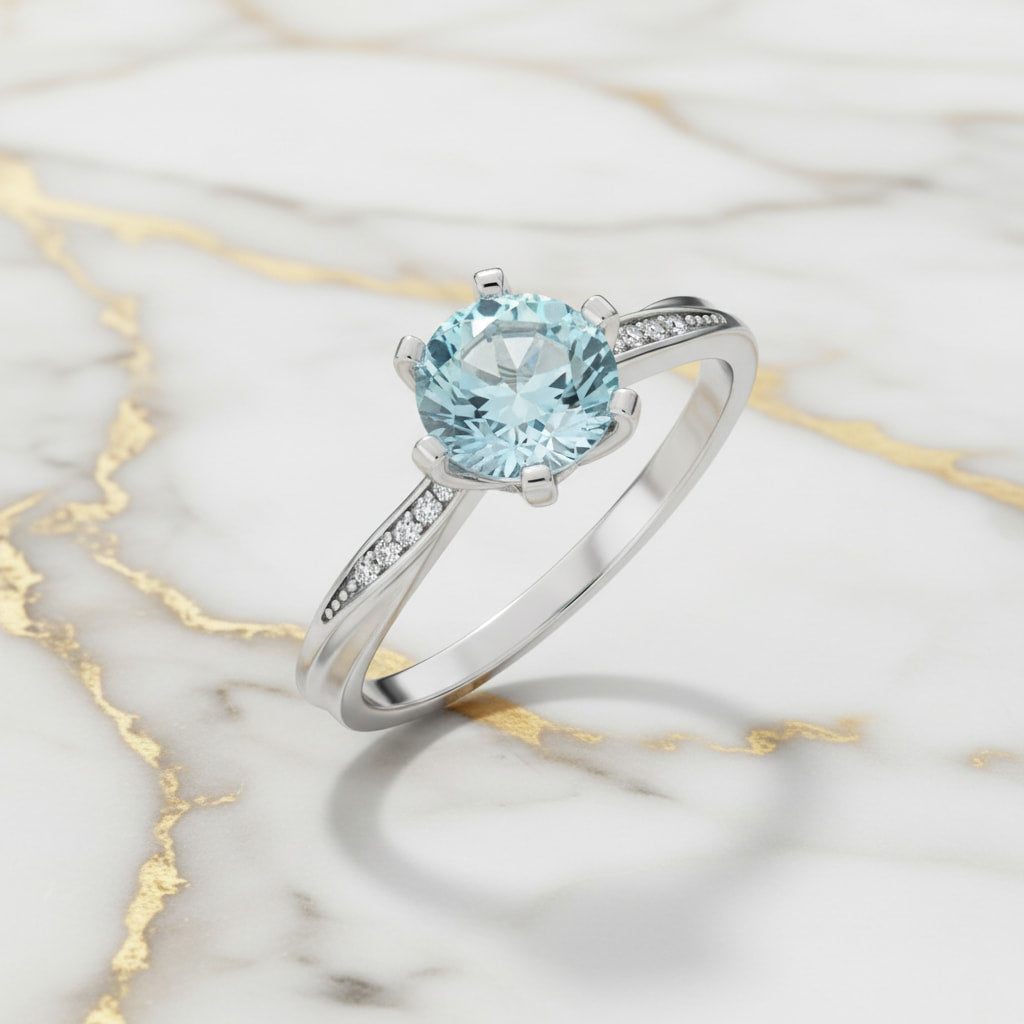 Himmelblauer Topas Ring – Elegant & Strahlend
