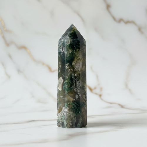 Moosachat Obelisk – Ruhe & Stärke CrystalScents