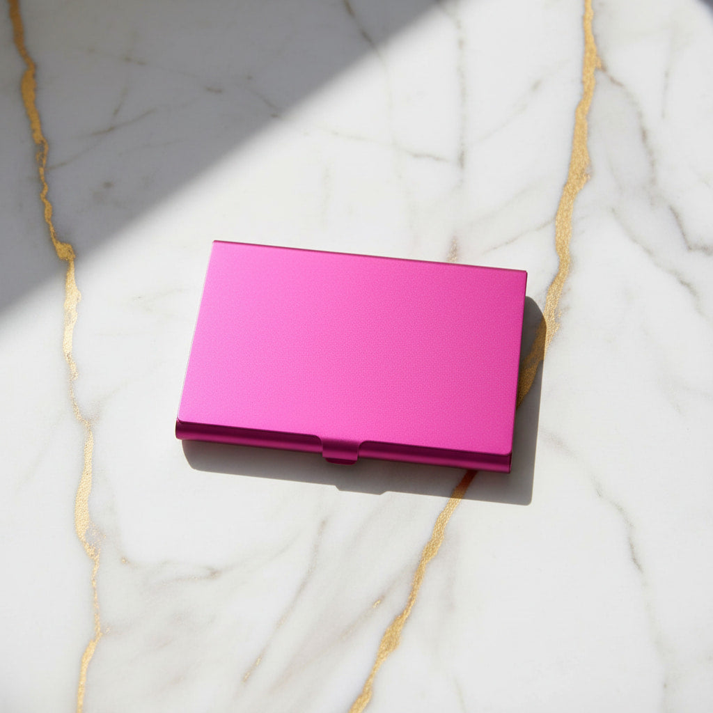 Visitenkartenetui Pink – Stilvoll für Business & Networking CrystalScents