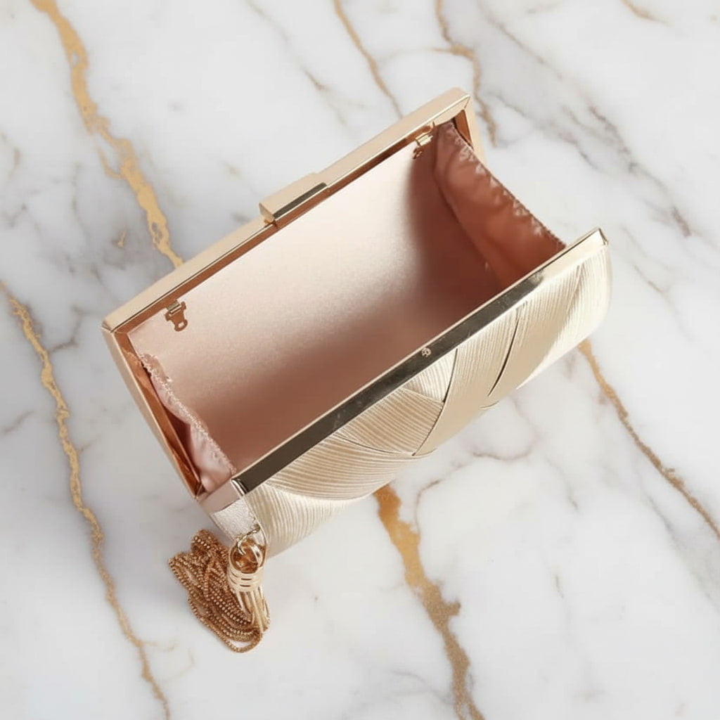 Clutch - funkelnder Begleiter für Abendoutfits CrystalScents