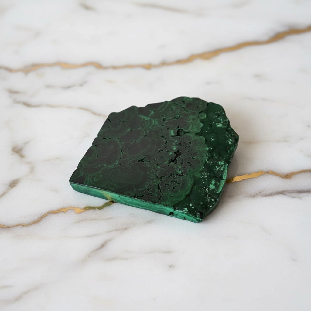 Malachit Scheibe – Eleganz & Schutz JETZT sichern CrystalScents