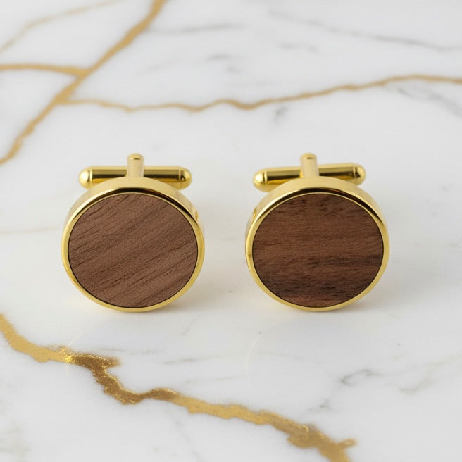 Manschettenknöpfe mit Walnuss in Gold CrystalScents