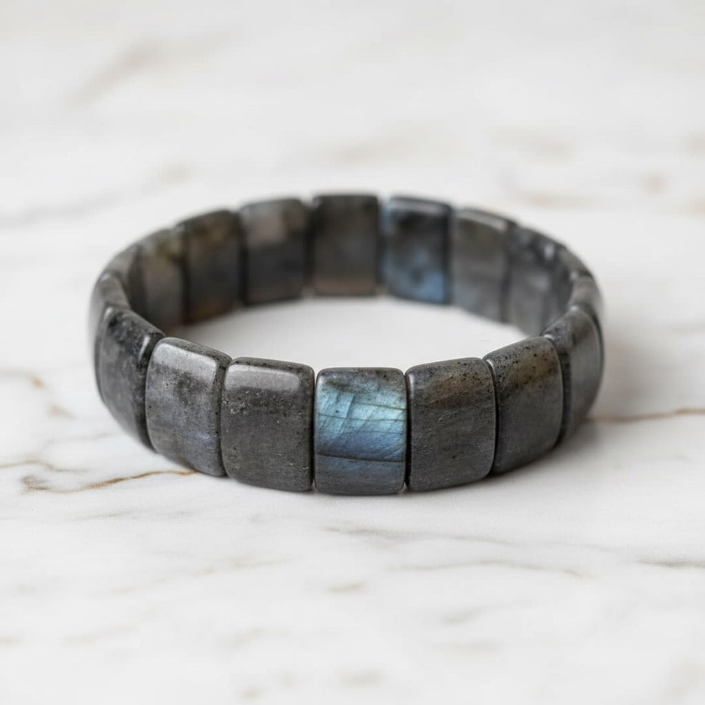 Labradorit Armband - Besondere Outfit-Akzente CrystalScents