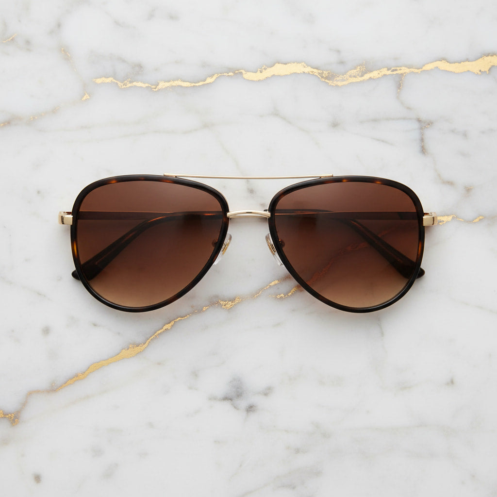 Sonnenbrille – Braun mit stylischem Steg CrystalScents