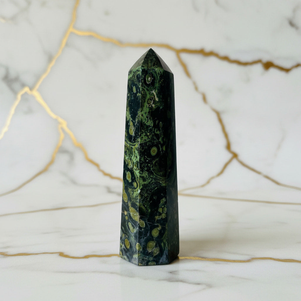 Kambaba Obelisk – Innere Ruhe & Stabilität JETZT sichern CrystalScents