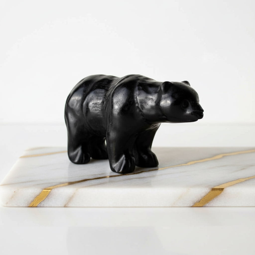 Obsidian Bärenfigur – Stilvolles Kristallobjekt CrystalScents