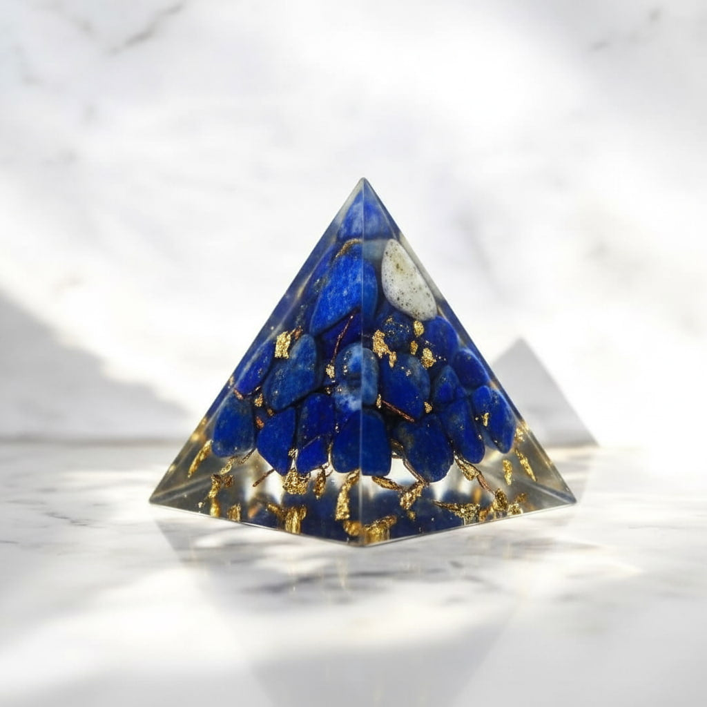 Lapislazuli Pyramide – Tiefblaue Ruhe für Zuhause