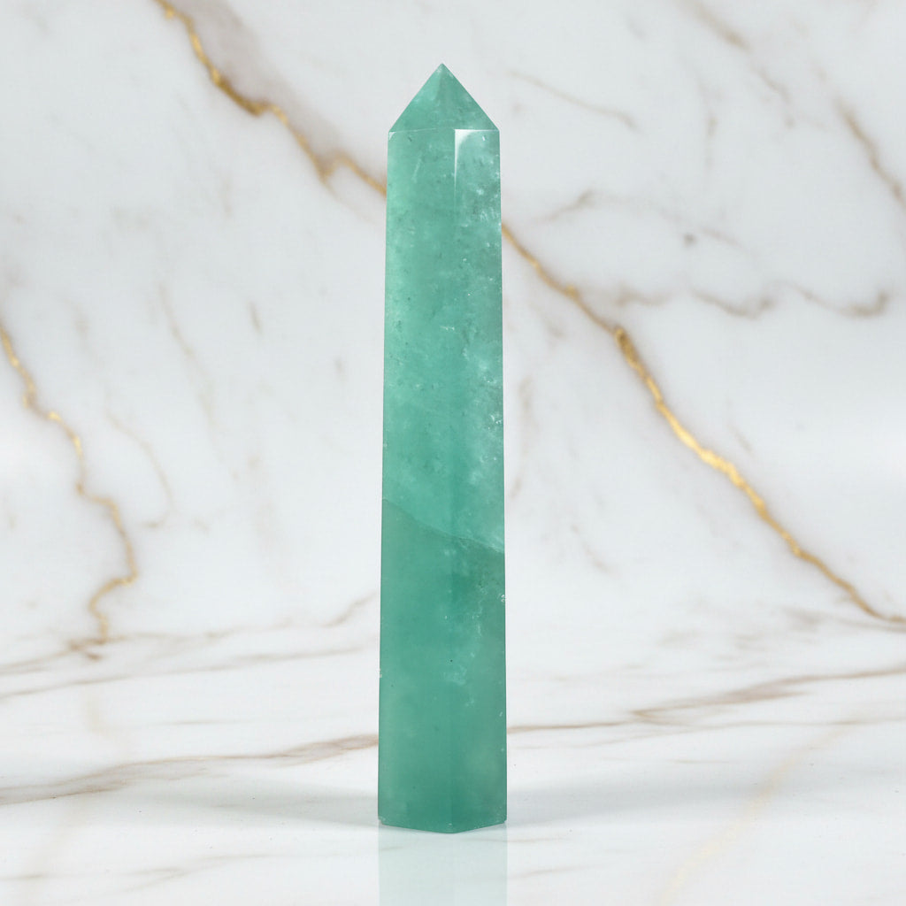 Fluorit Obelisk – Mut & Wirkung