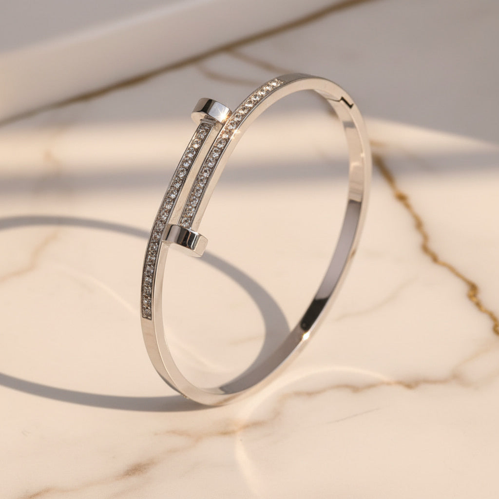 Armreif Silber – Elegantes Schmuckstück CrystalScents