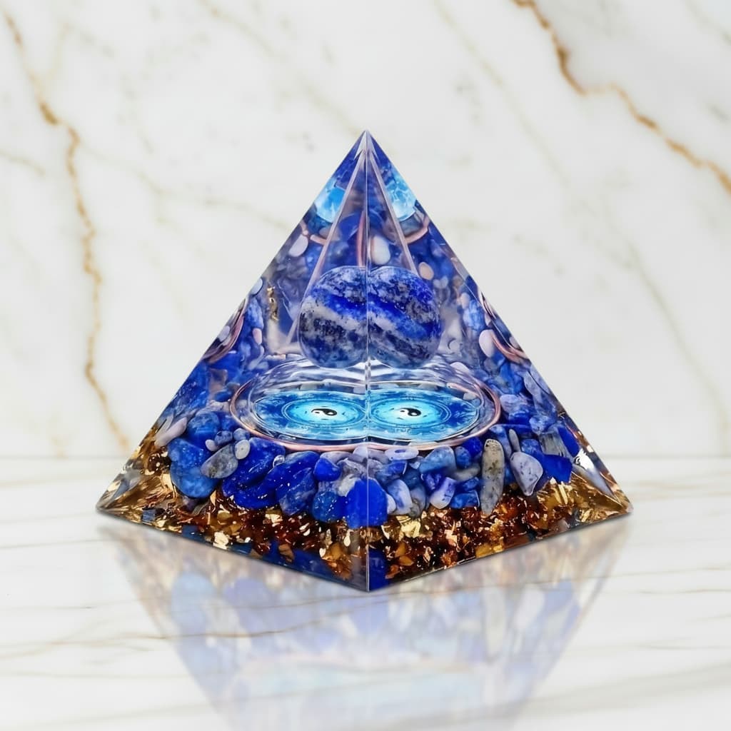 Orgonit Pyramide Lapislazuli - Weisheit & Schönheit CrystalScents