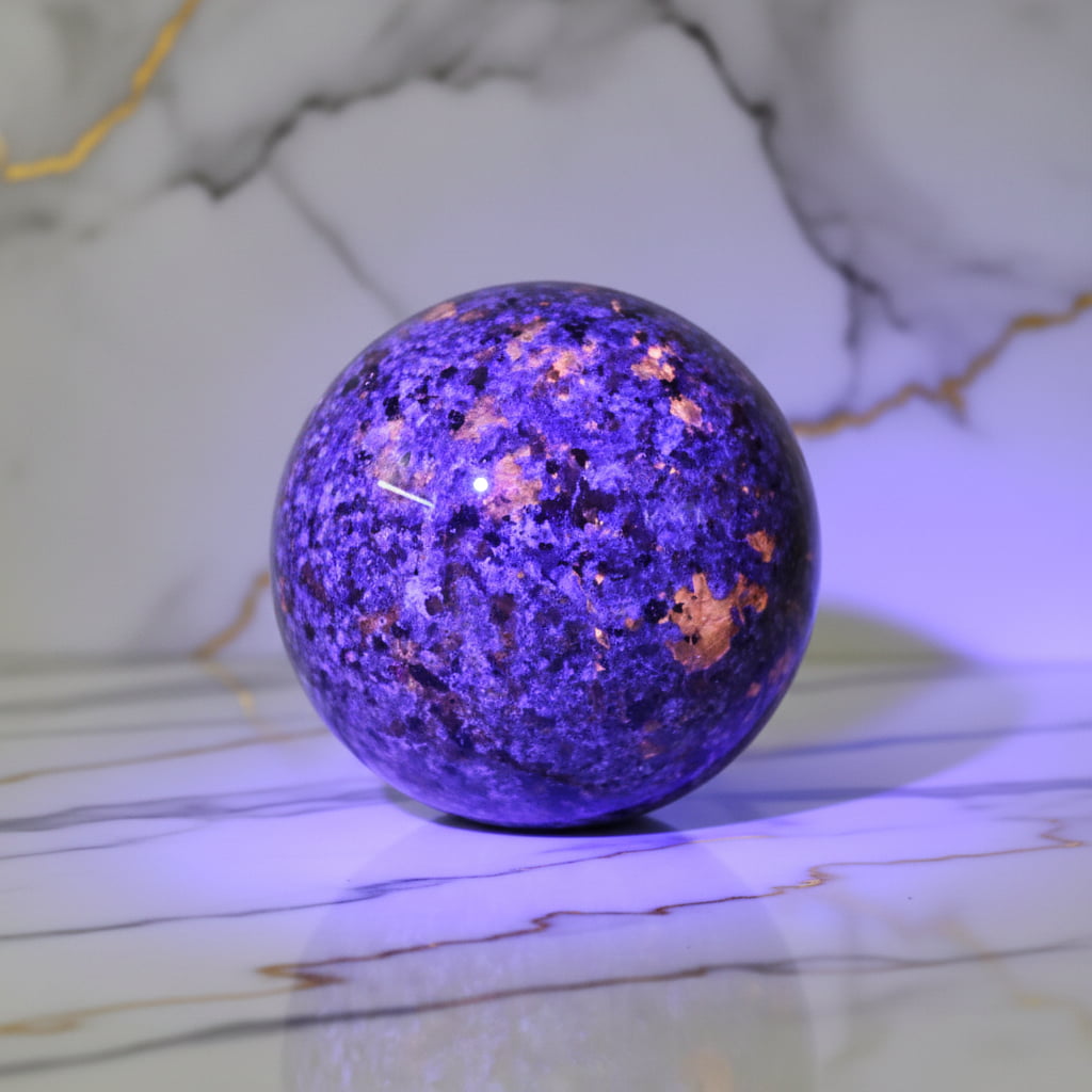 Flammenstein Kugel – Leuchtendes Naturwunder JETZT sichern CrystalScents