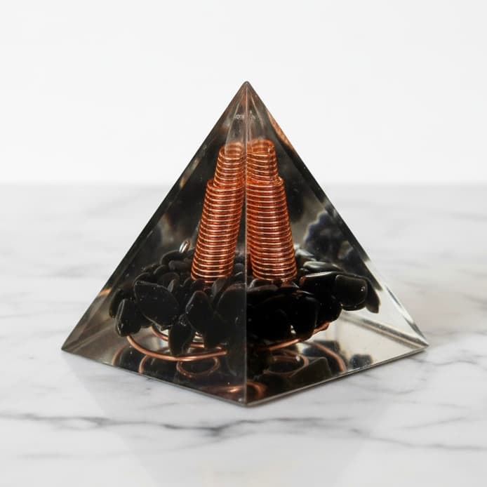 Obsidian Orgonit Pyramide - Schutz & Energie