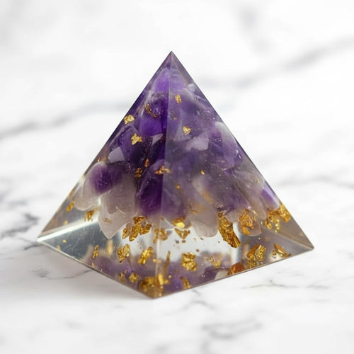 Amethyst Orgonit Pyramide – Balance & Ausstrahlung CrystalScents