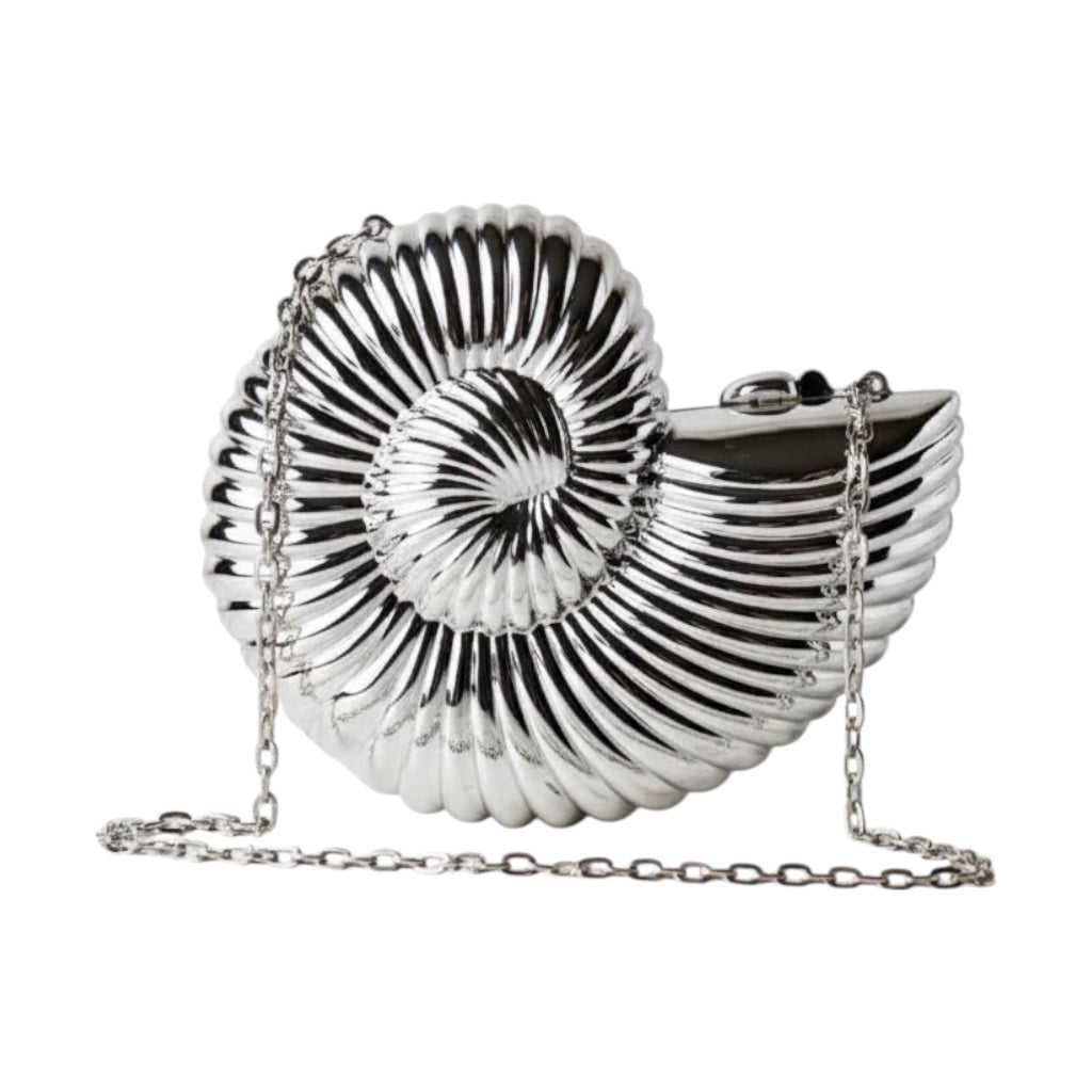 Clutch Muschel in Silber – Statement-Accessoire CrystalScents
