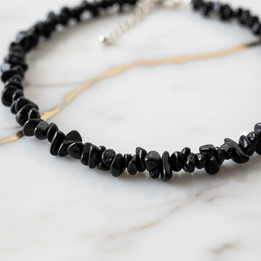 Achat Splitter Halskette – Schwarze Natursteinsplitter