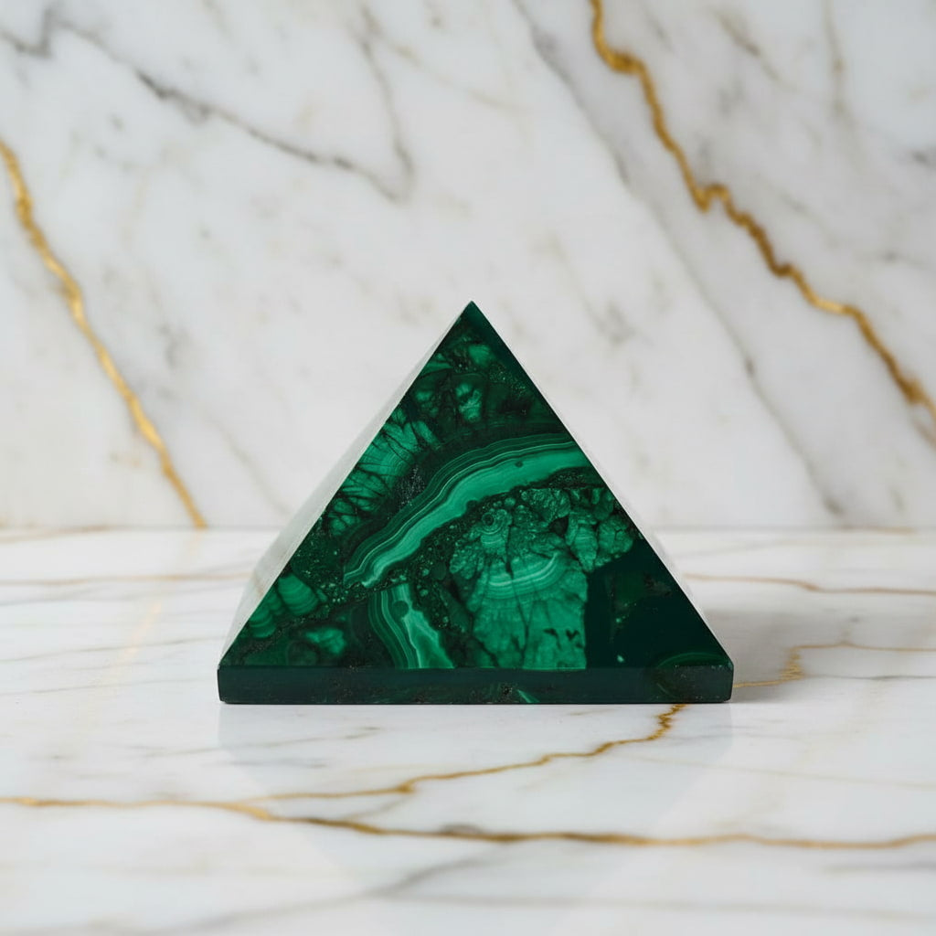 Malachit Pyramide – Stabilität & Erdung CrystalScents