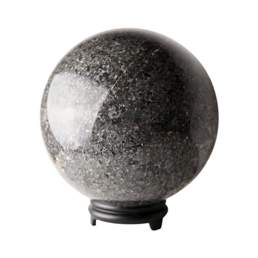 Riesige Flammenstein Kugel - Ausdrucksstarkes Naturstück mit lebendiger Ausstrahlung