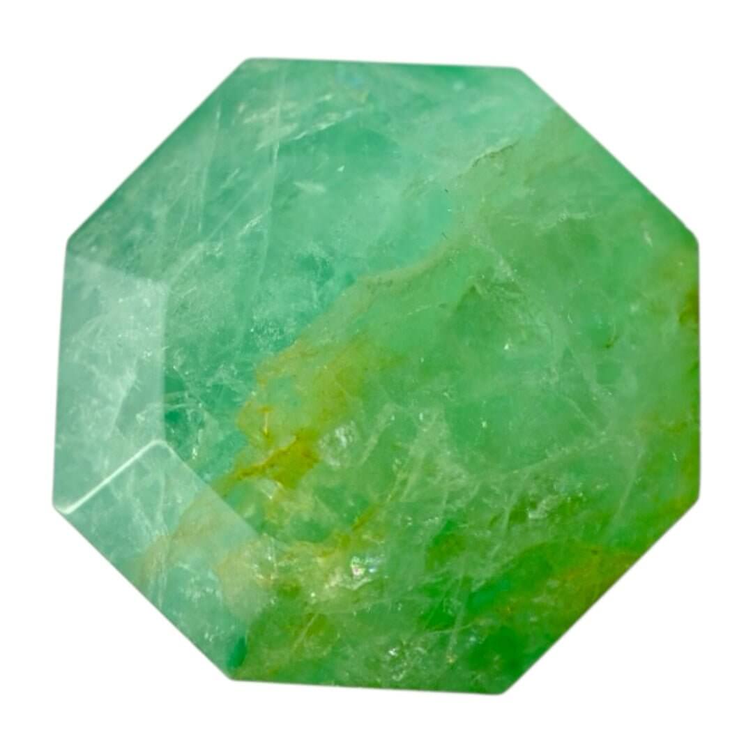 Grüner Fluorit „Diamant“ – Kraftvolles Kristallstück mit intensiver Farbwirkung