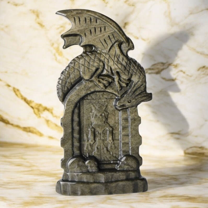Gold Obsidian „Drachenportal“ – Mystische Kristallskulptur mit faszinierender Struktur