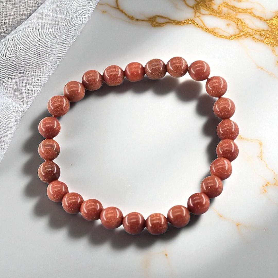 Kugelarmband aus Goldfluss – Charmantes Schmuckstück mit funkelnder Eleganz