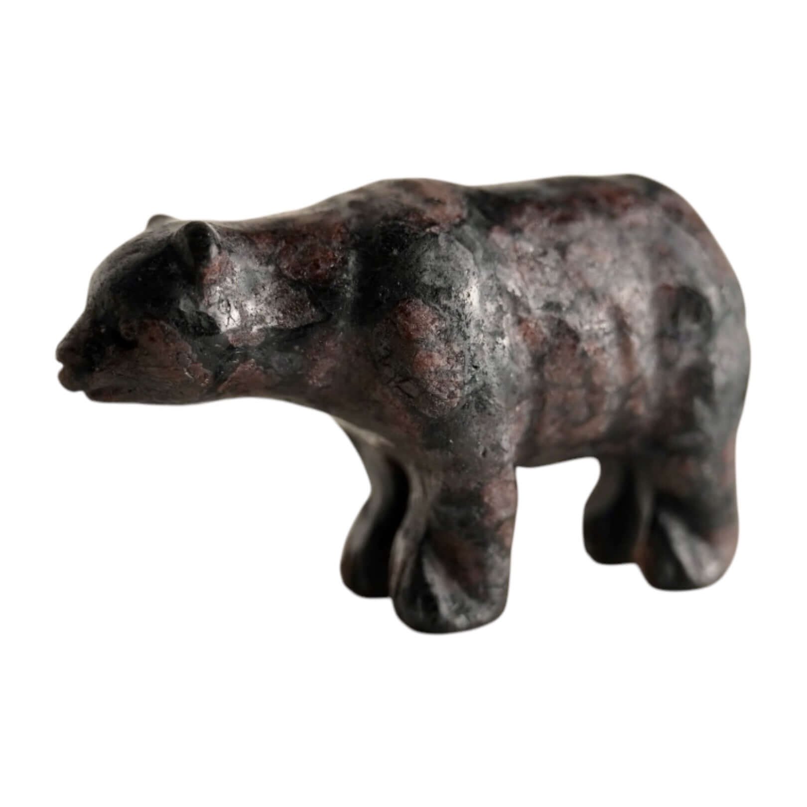 Granat Bär – Kleine Naturfigur in tiefem Rot für charmante Dekoration