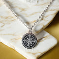 Silberne Halskette „Kompass“ - Ein Schmuckstück für jeden Tag