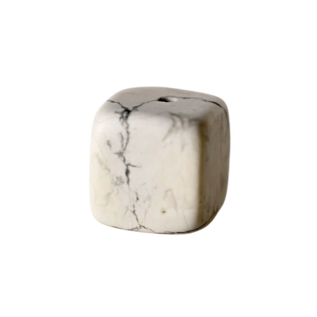 Duftstäbchenhalter in Howlit – Charmantes Zubehör für Räucherwerk