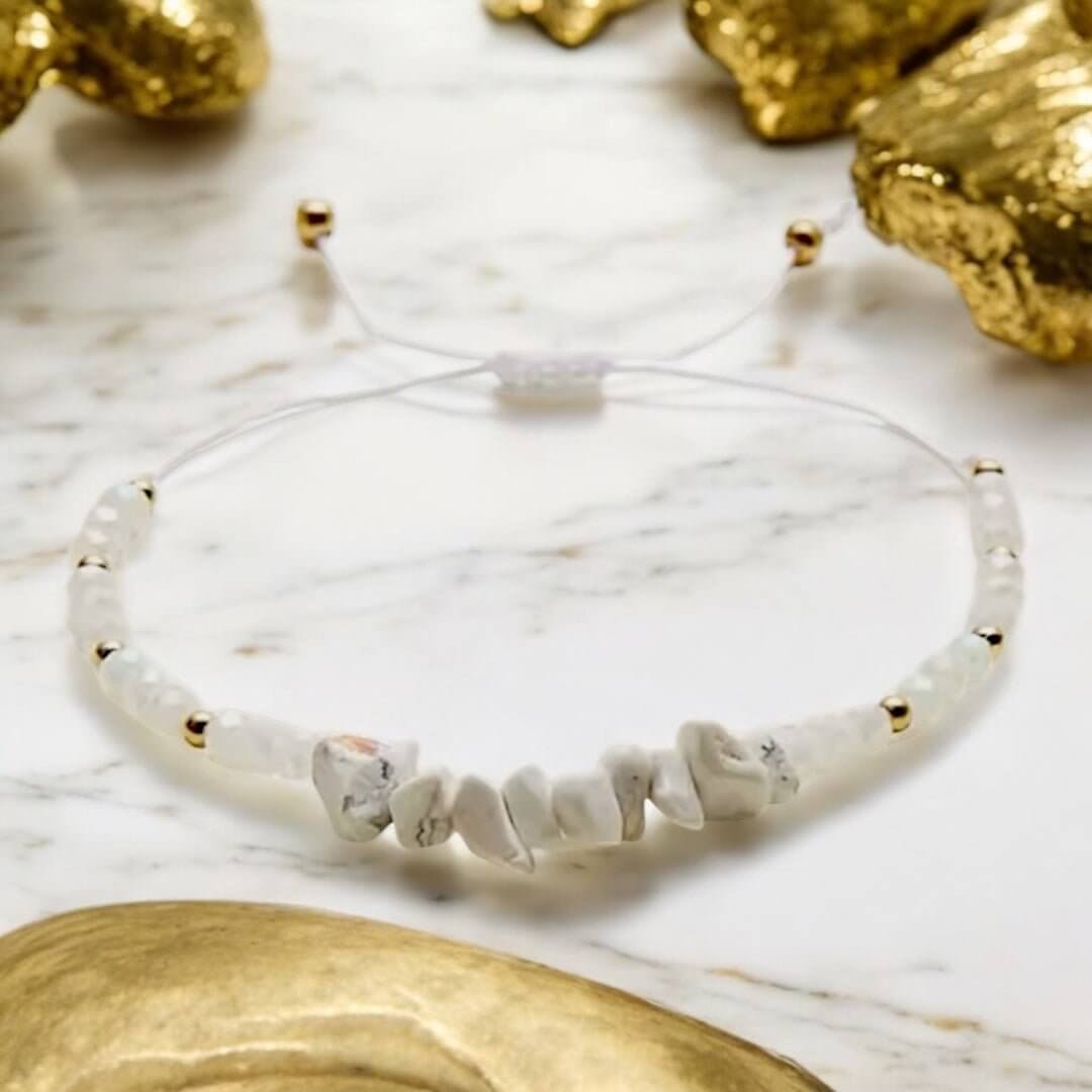 Howlit Schutzarmband – Sanfte Energie für innere Ruhe und Ausgeglichenheit