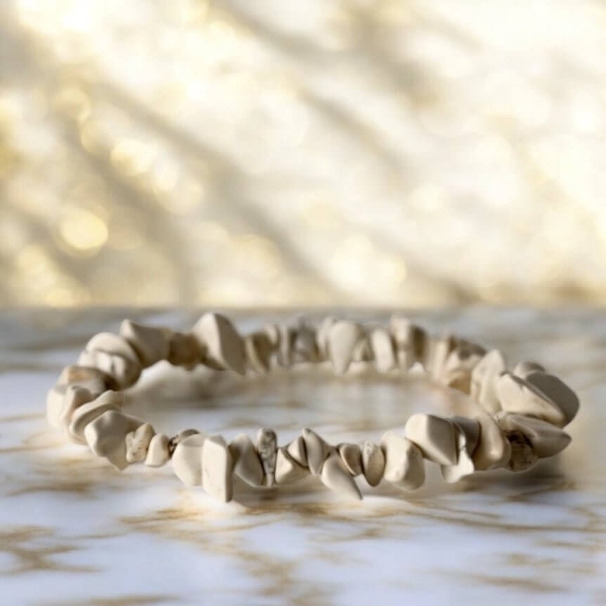 Howlit Splitterarmband – Natürliche Energie in lebendiger Form für innere Ruhe