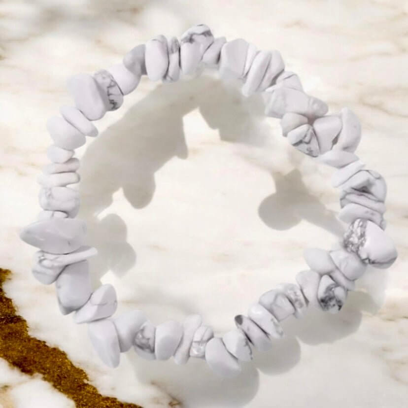 Howlit Splitterarmband – Natürliche Energie in lebendiger Form für innere Ruhe