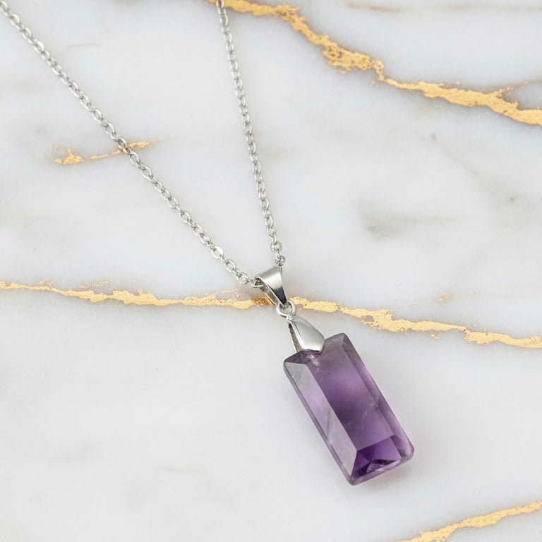 Amethyst Halskette – Geschliffener Anhänger CrystalScents