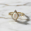 Opal Ring - Leuchtende Akzente CrystalScents