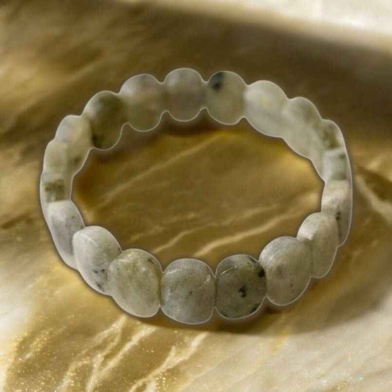 Facettiertes Sunset-Labradorit Armband - Ein natürlicher Hingucker