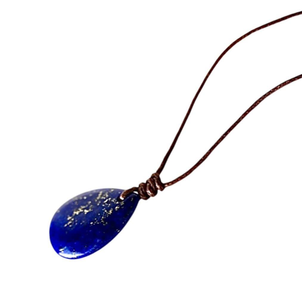 Verstellbare Halskette mit tropfenförmigem Lapislazuli