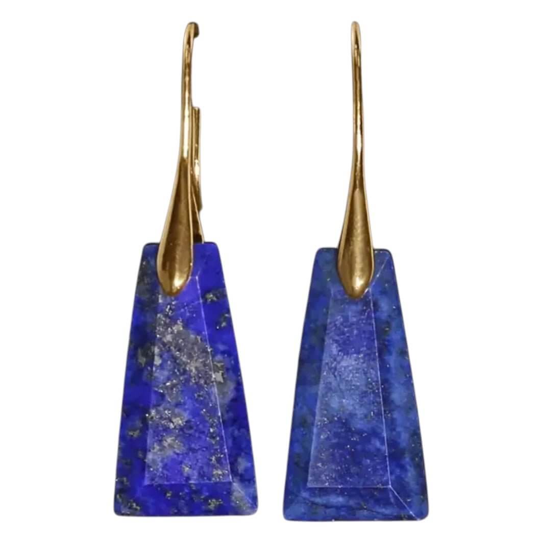 Lapislazuli Ohrringe in Gold – Ausdrucksstarke Kristallschmuckstücke für königliche Akzente
