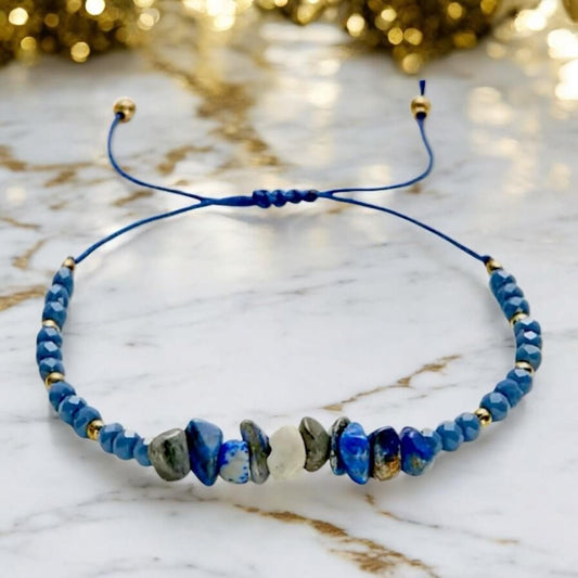 Lapislazuli Schutzarmband - Ausdrucksstarkes Accessoire für Fokus und Intuition