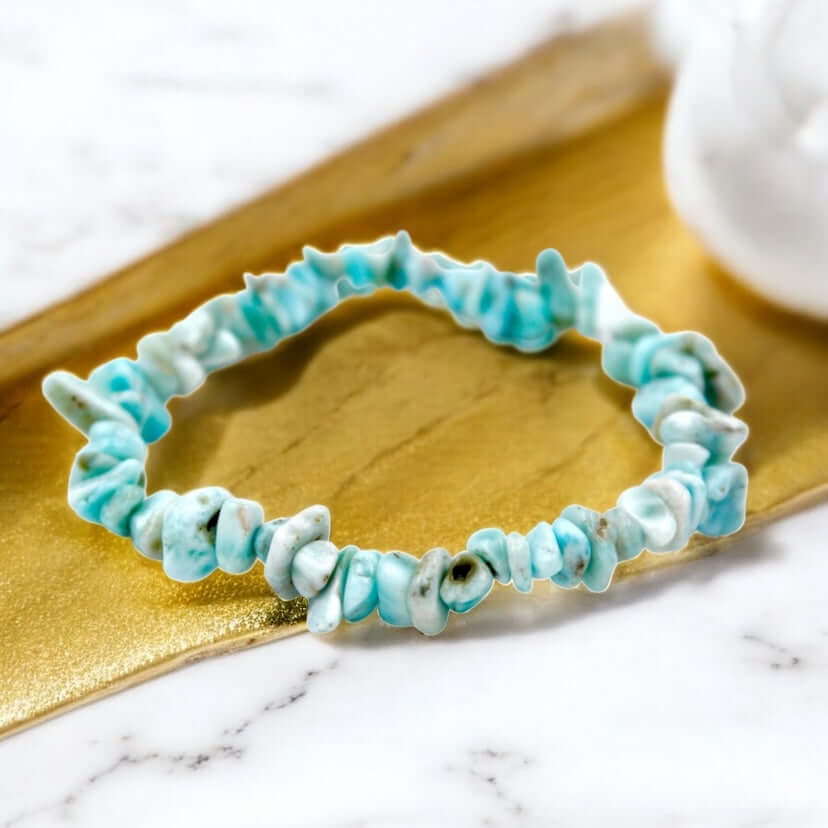 Larimar Splitterarmband – Natürliche Kraftquelle für Entspannung und positive Energie