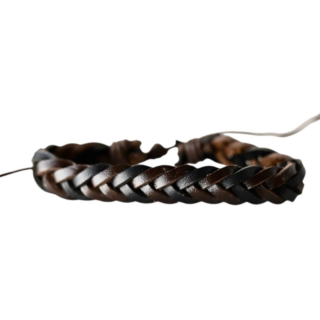Verstellbares geflochtenes Lederarmband, dunkelbraun, schmal