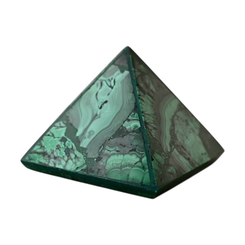 Malachit Pyramide – Symbol für Kraft, Stabilität und Erdung