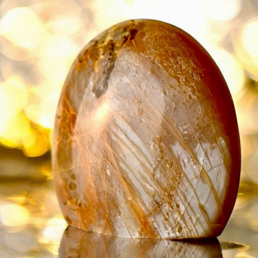 Schimmernde Orange Mondstein Freiform – warme Energie für Inspiration