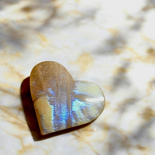 Mondstein Herz - Schimmernde Begleiterin