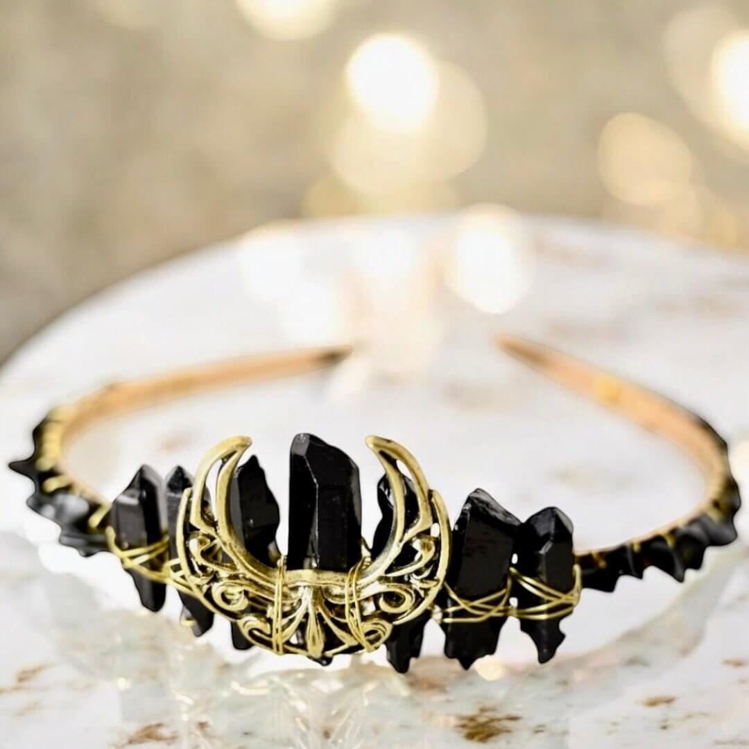 Wunderschöne Obsidian-Tiara