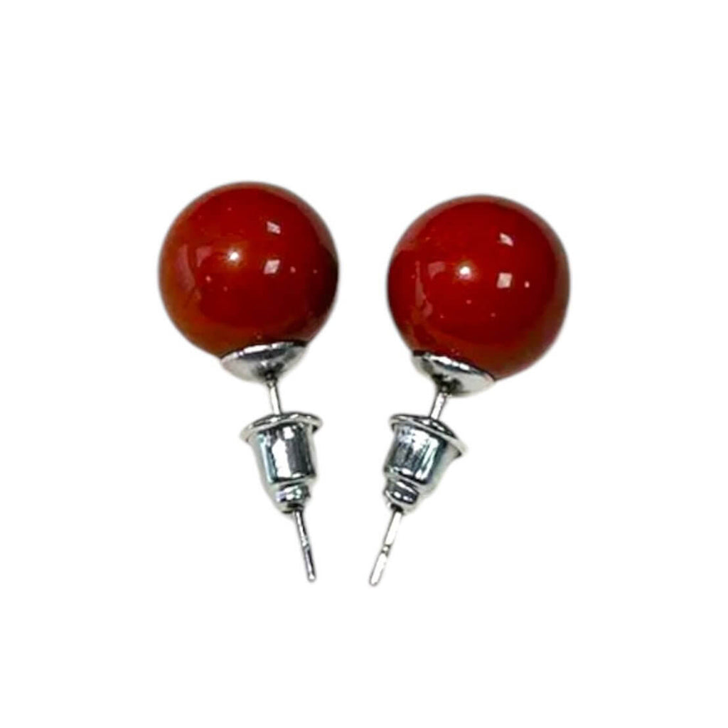Ohrstecker mit roter Jaspis-Kugel – harmonisches Design für zeitlose Eleganz
